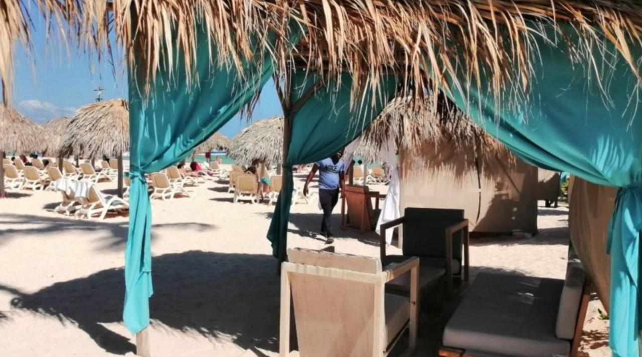 Sol Caribe Suites - Playa Los Corales - Beach Club, Wifi, Swimming Pool - Calle Aruba Punta Cana Exteriör bild