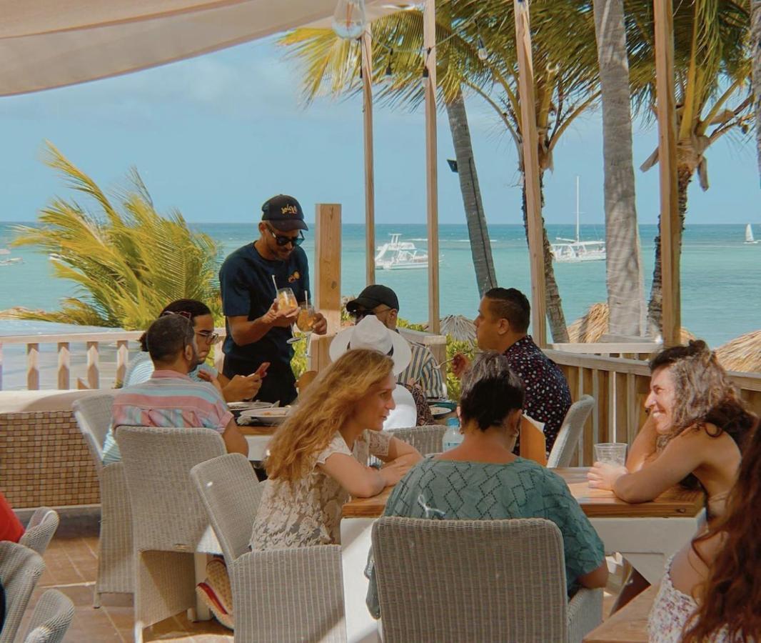 Sol Caribe Suites - Playa Los Corales - Beach Club, Wifi, Swimming Pool - Calle Aruba Punta Cana Exteriör bild