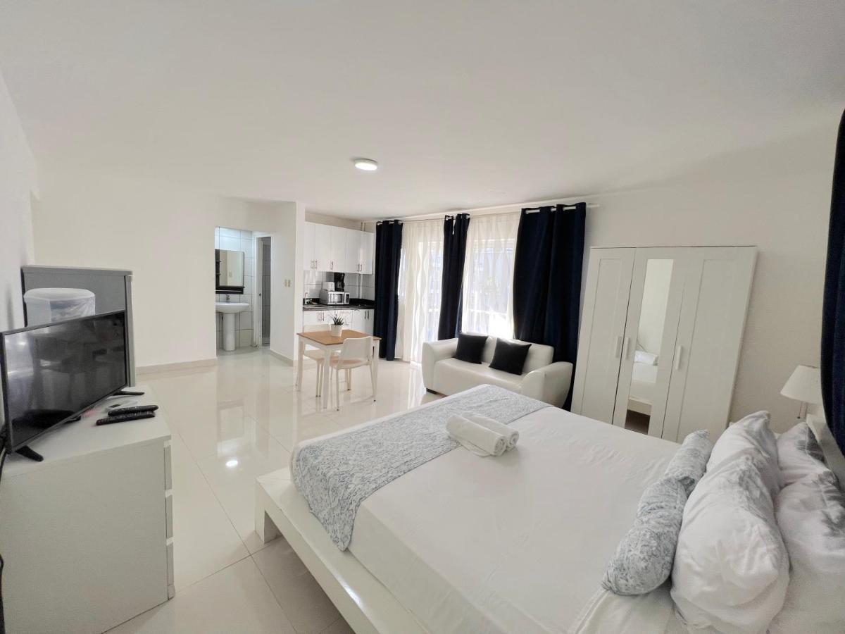 Sol Caribe Suites - Playa Los Corales - Beach Club, Wifi, Swimming Pool - Calle Aruba Punta Cana Rum bild